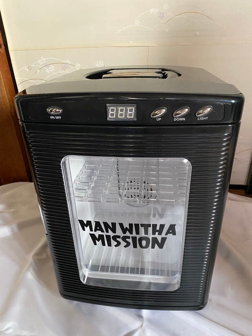 マンウィズアミッション　冷温庫