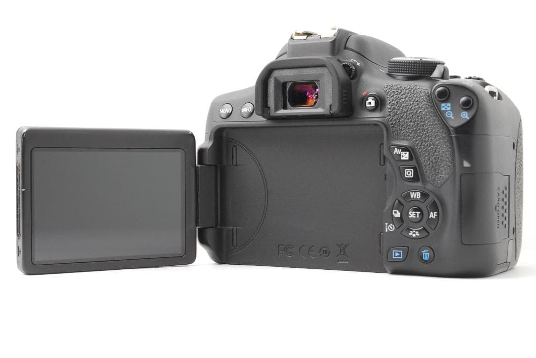 【光学極美品】Canon Kiss X8i　スマホ転送　WiFiモデル　自撮り