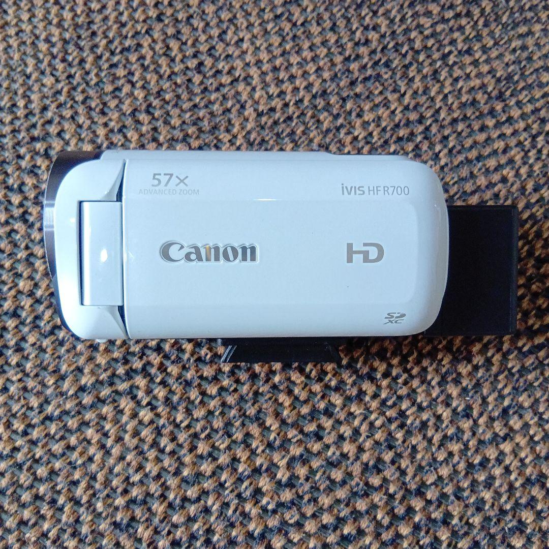 Canon iVIS HF R700 ビデオカメラ本体（ケース、三脚付き）
