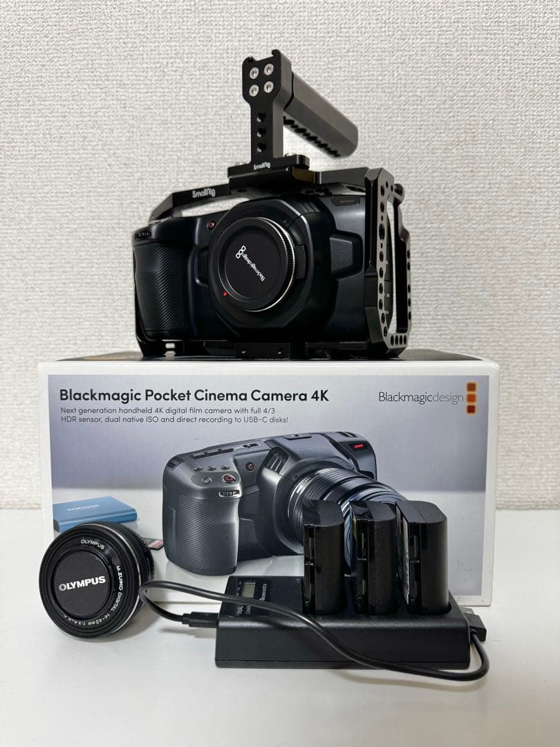 BMPCC4K + SmallRig+ Olympus 14-42mmレンズ付