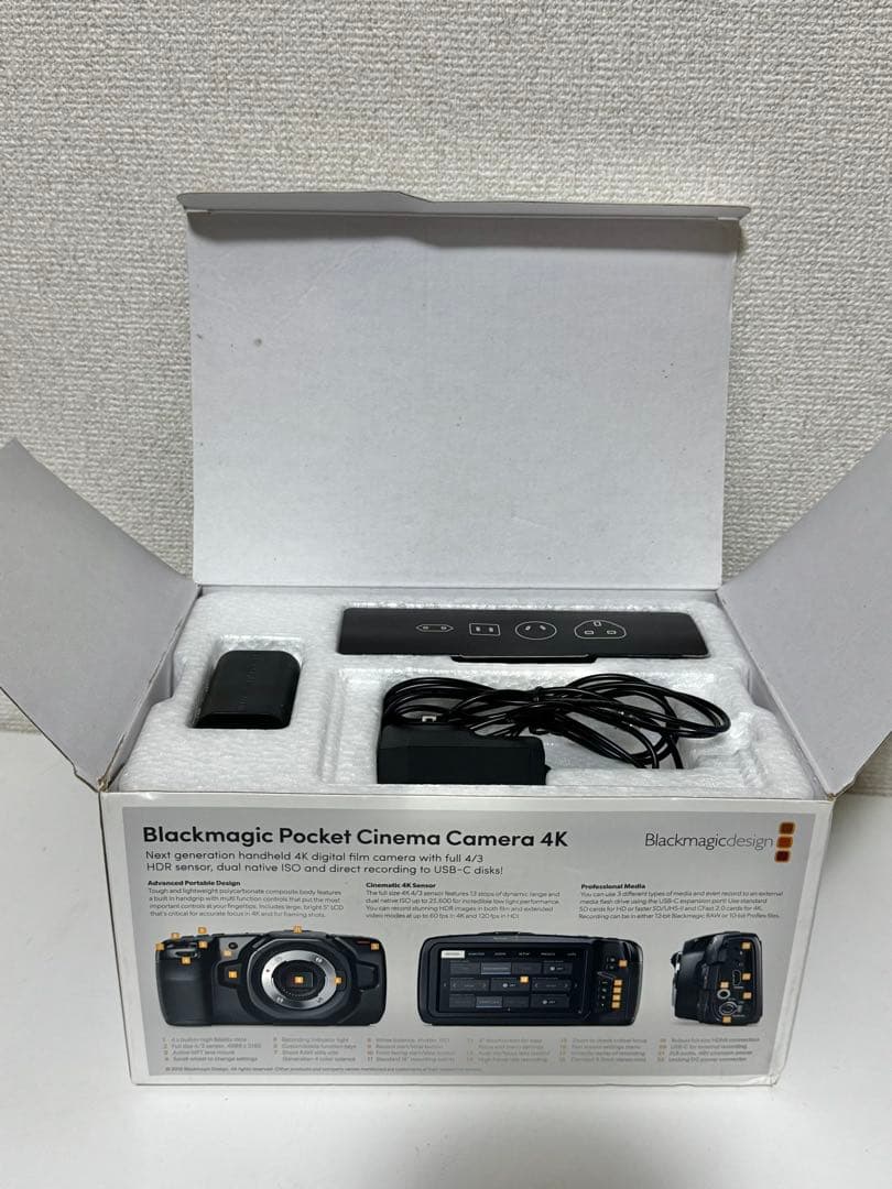 BMPCC4K + SmallRig+ Olympus 14-42mmレンズ付