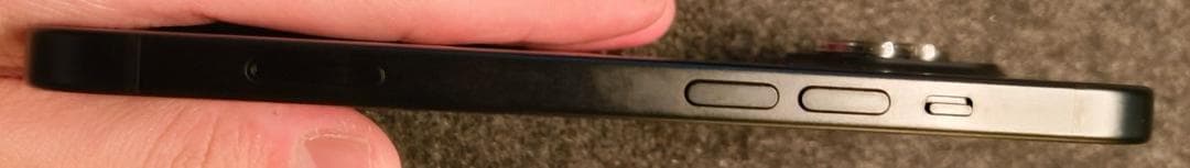 【美品】iPhone15 128gb SIMフリー