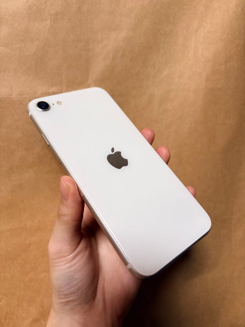 和*ゃ様 iPhoneSE3 ジャンク品