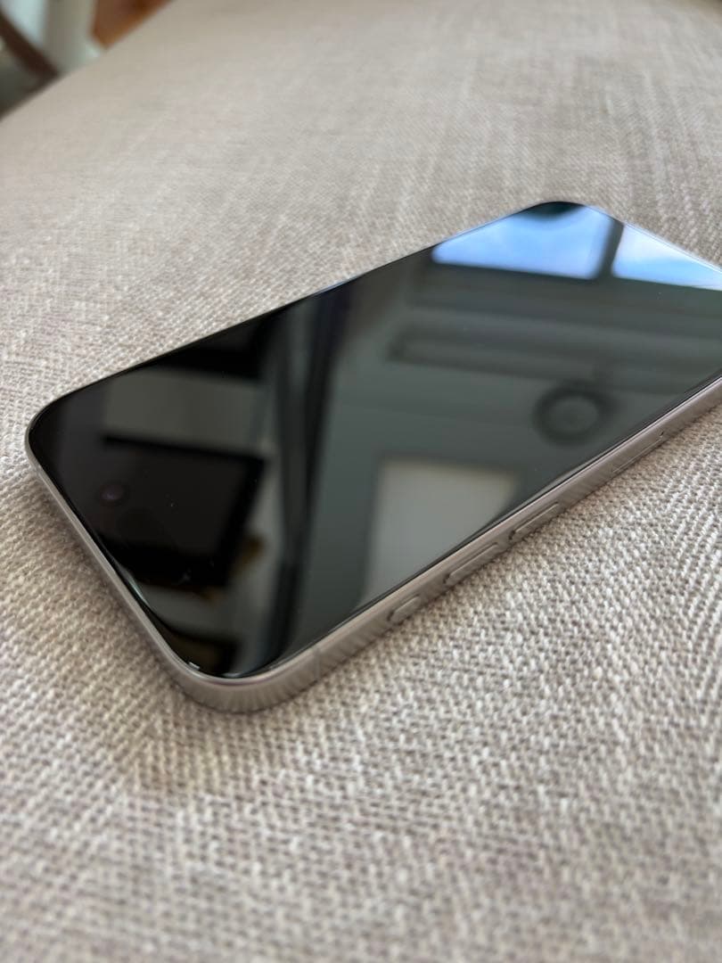 Apple iPhone 15 Pro 本体 256GB