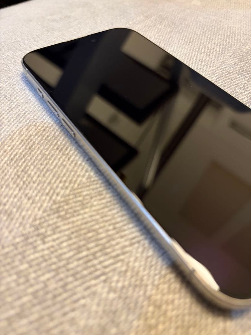 Apple iPhone 15 Pro 本体 256GB