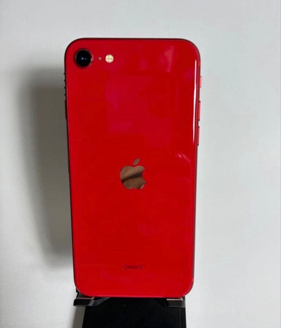 iPhoneSE(第2世代)レッド本体　128gb