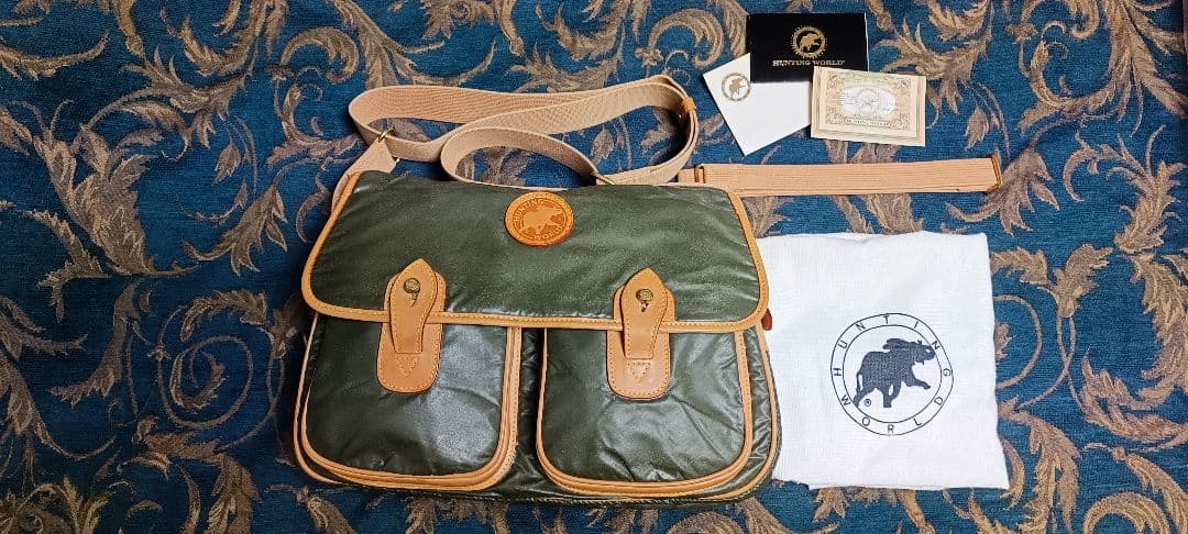 HUNTING WORLD オリーブグリーン ショルダーバッグ