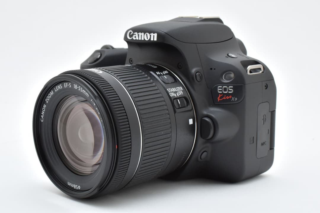 ほぼ未使用 Canon EOS Kiss X9 Wi-Fi STM #8996