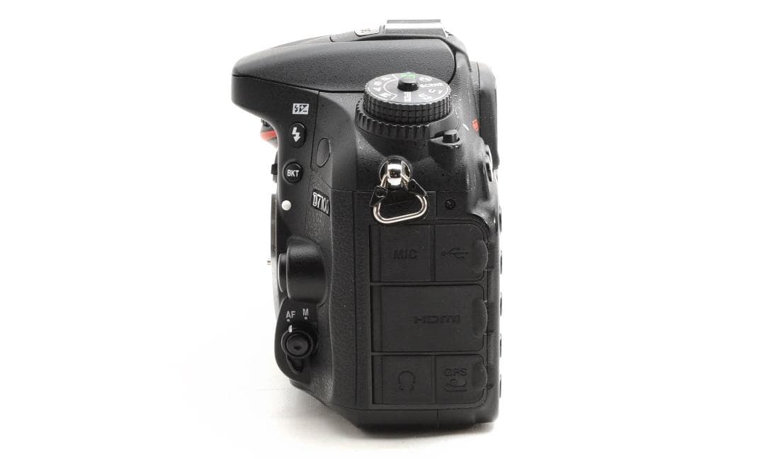 【最大2800円OFF】ニコン D7100✨一眼レフカメラ スマホ転送 美品