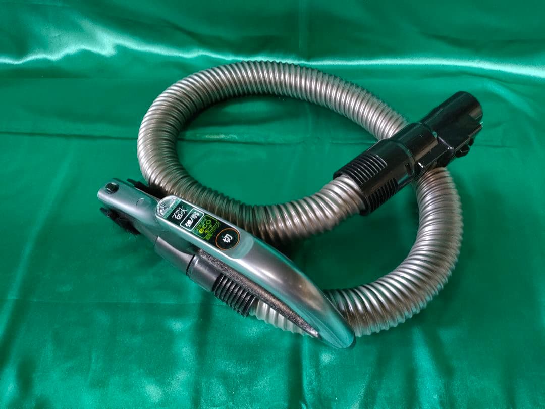 【状態良好】東芝クリーナー VC-YA712 掃除機 オプション満載 保証付