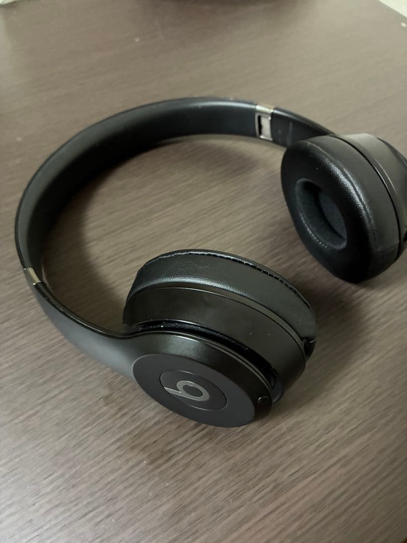 Beats Solo4 Wireless ブラック