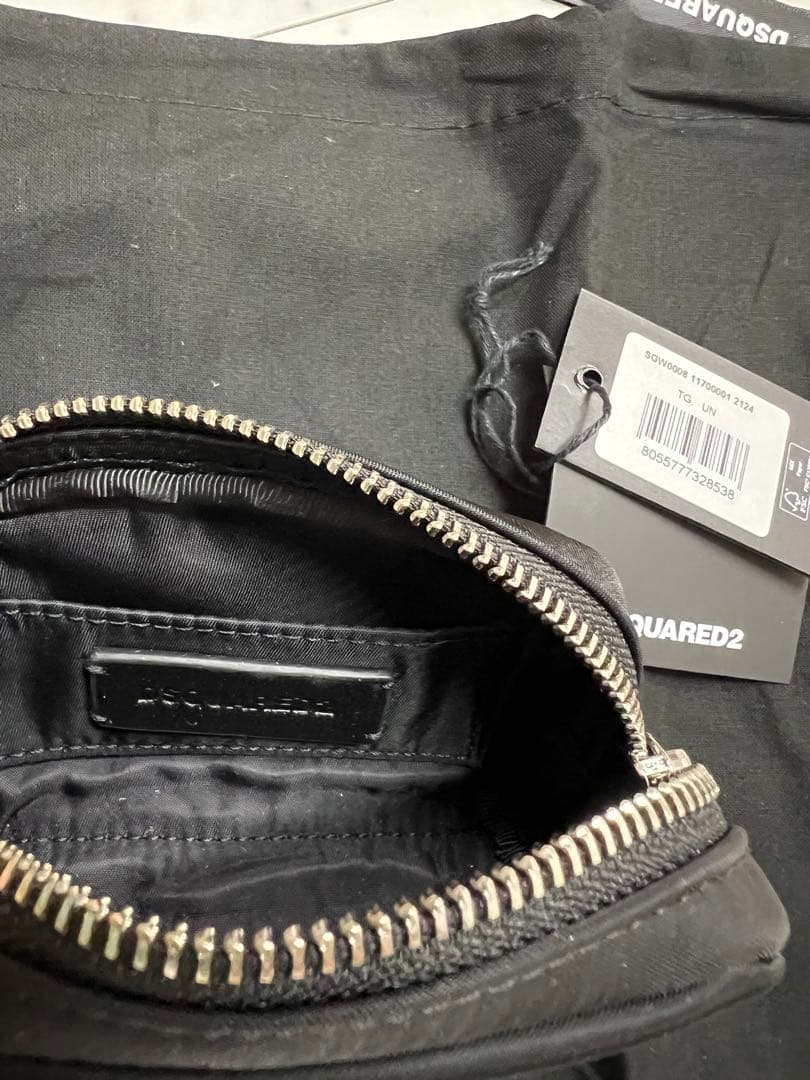 DSQUARED2 ブラック ケース　新品未使用