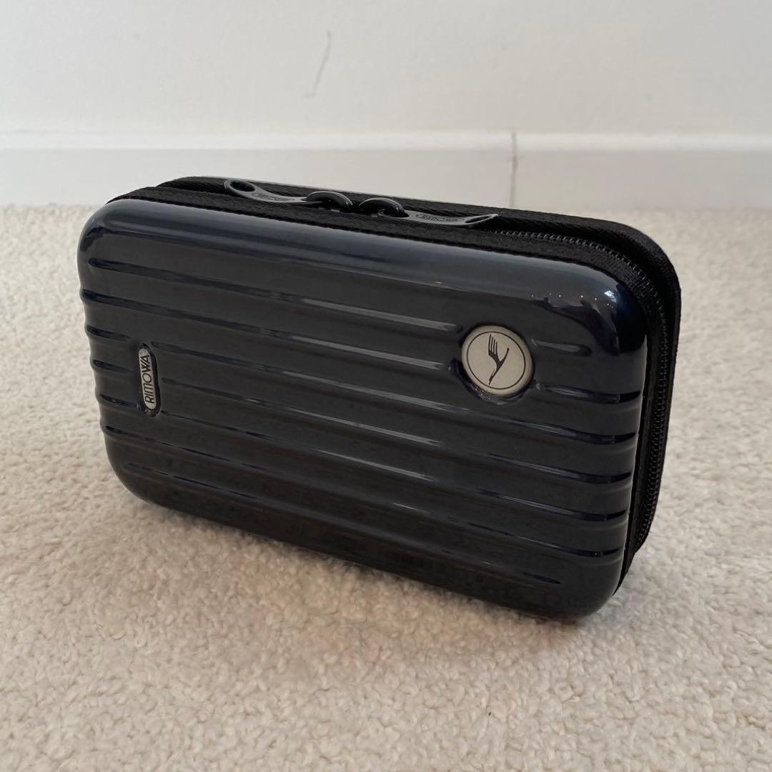 【非売品】RIMOWA × Lufthansa アメニティキット ブラック