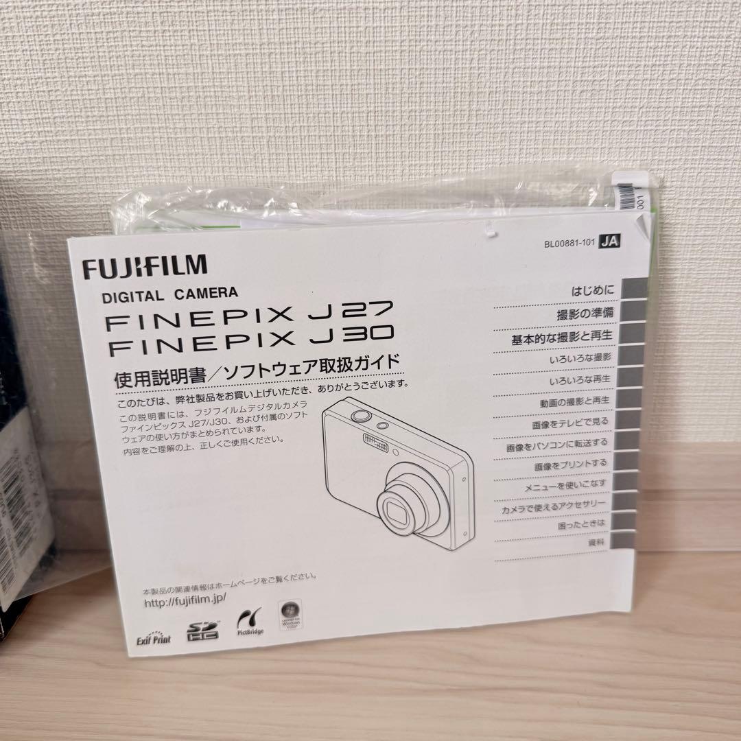 美品　付属品多　FUJIFILM Finepix J30 フジフィルム