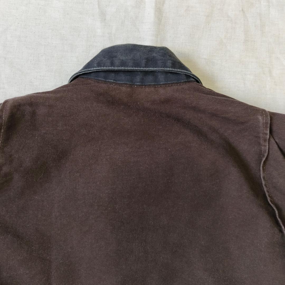 カーハート デトロイトジャケット ダークブラウン J97 DKB 企業ロゴ 刺繍