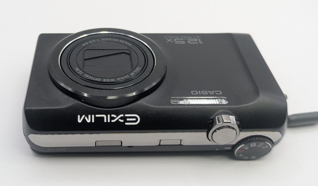 美品 CASIO EXILIM EX-H30 デジタルカメラ ブラック