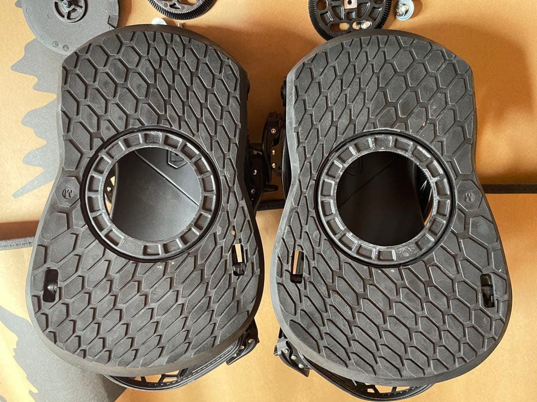 Union STRATA Mサイズ(22-23)