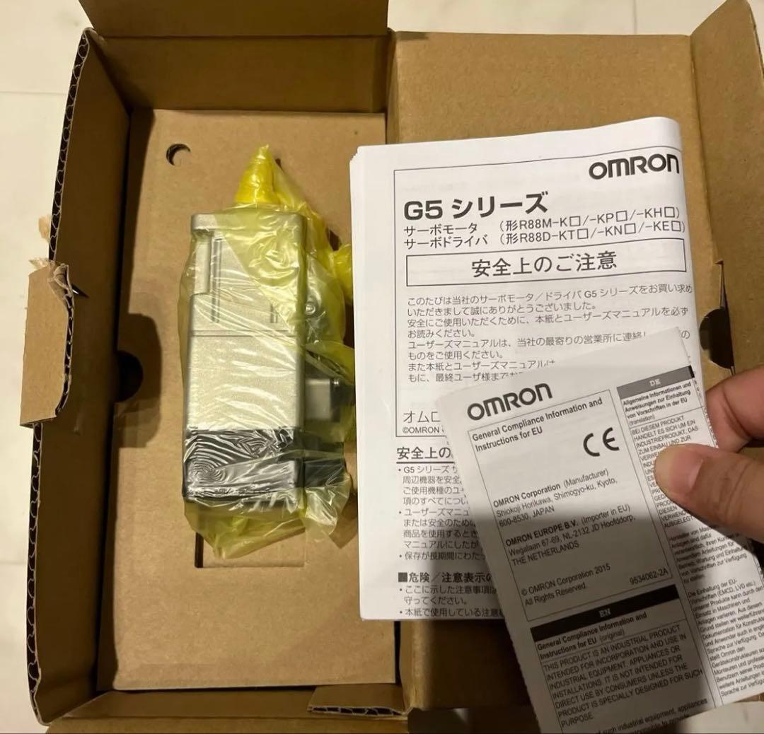 OMRON r88m G5シリーズ サーボモータ サーボドライバ 未使用