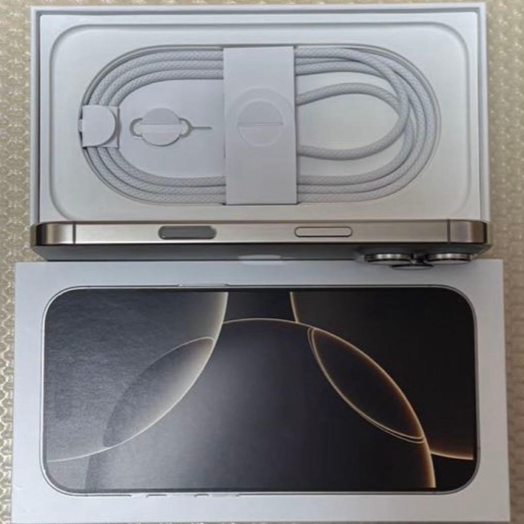 新品近いバッテリー100% iPhone16Pro 256GB SIMフリー本体