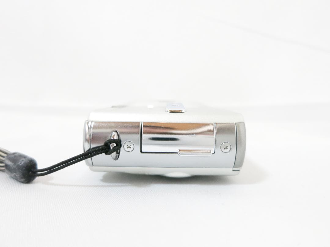 デジタルカメラ Panasonic LUMIX DMC-FX7 シルバー