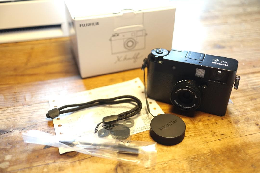 (価格変更）富士フイルム　X-Half FujiFillm Black ブラック