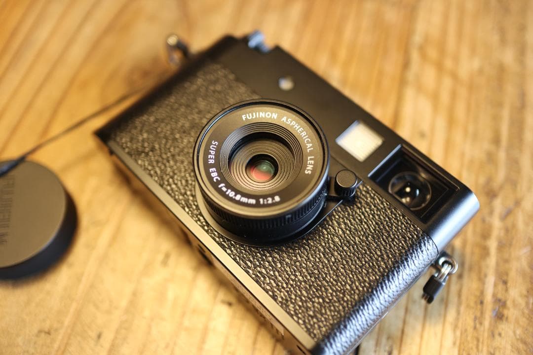 (価格変更）富士フイルム　X-Half FujiFillm Black ブラック