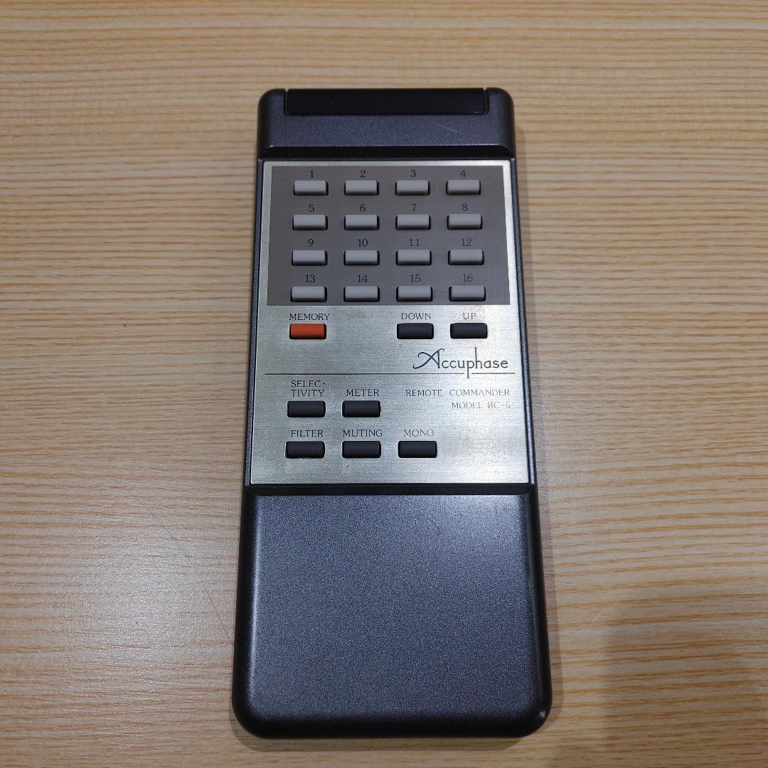 Accuphase FMステレオチューナー T-108