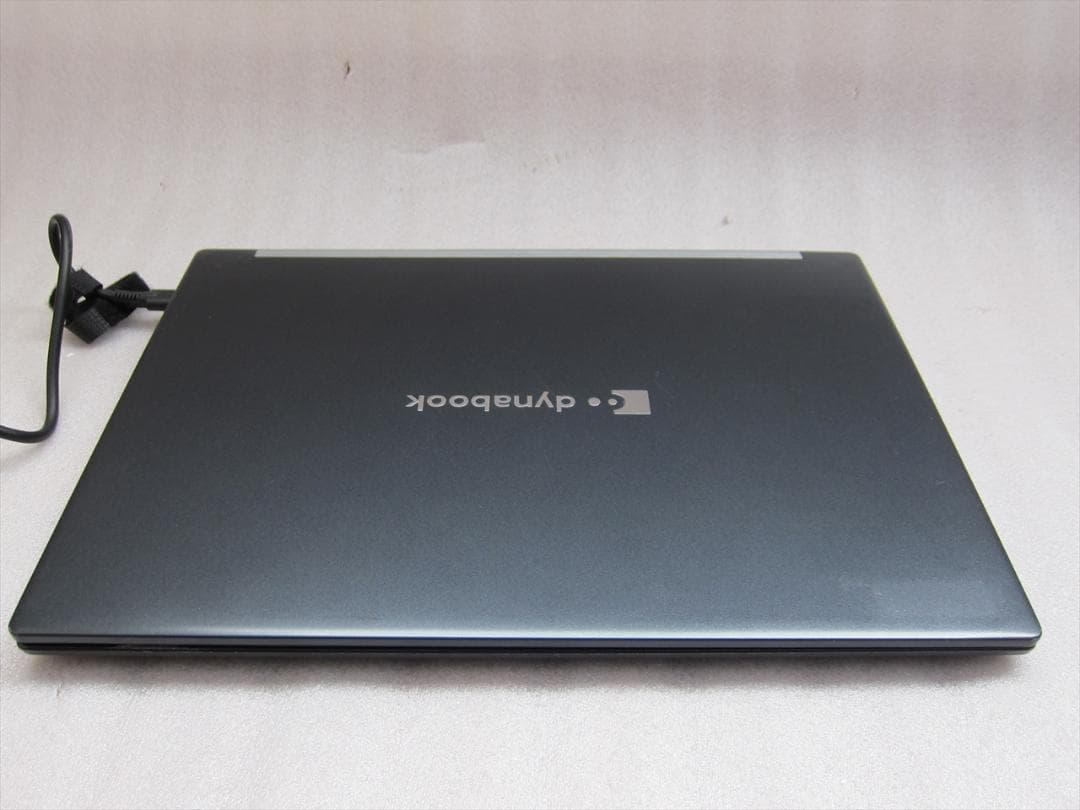 ダイナブック11世代Core i5-1135G7/256G/13.3フルHD液晶