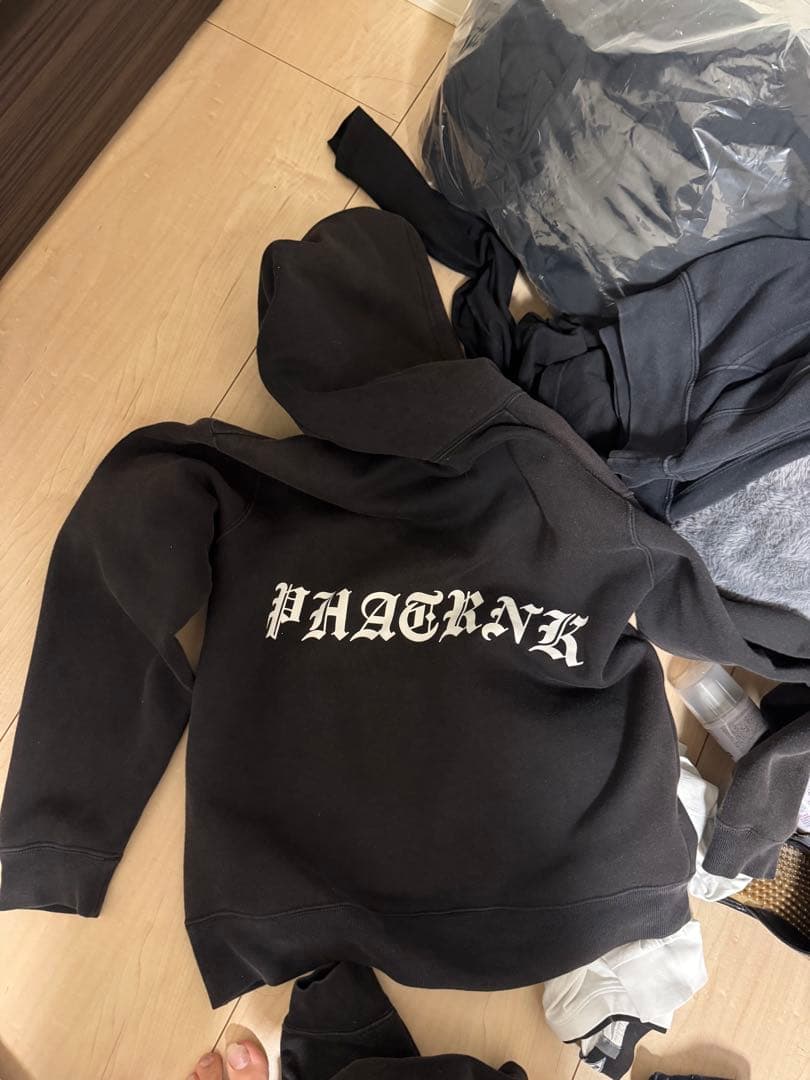 ファットランク　パーカー