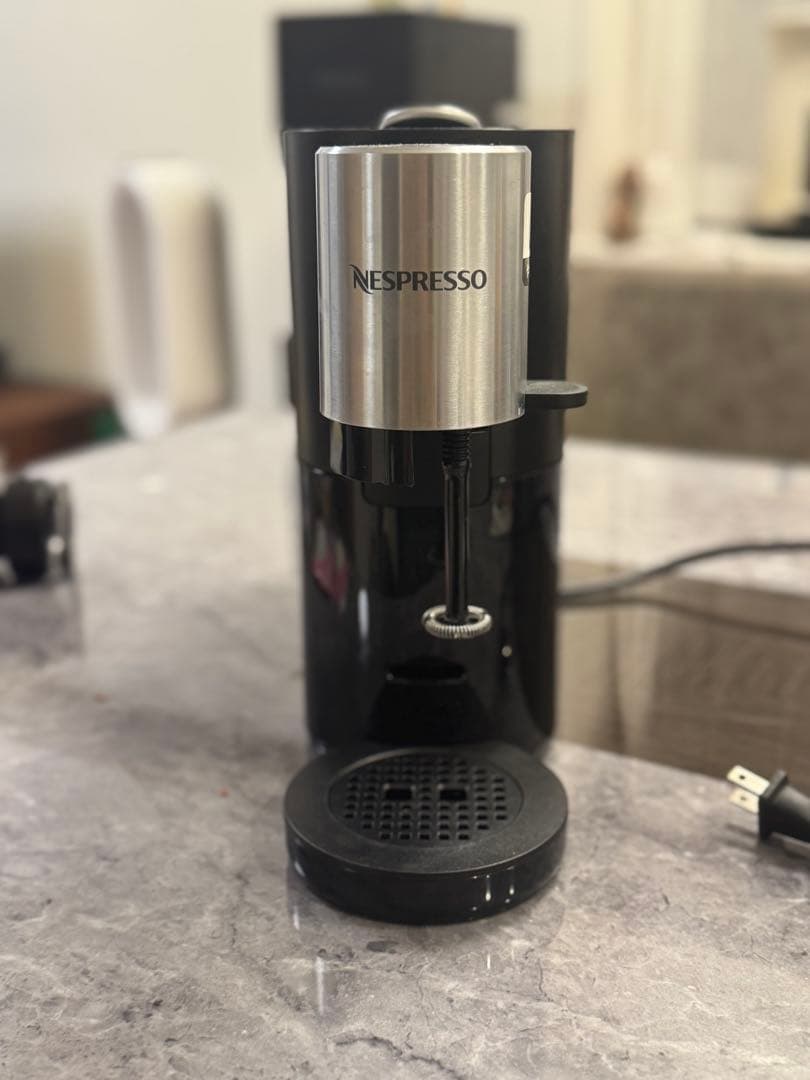 Nespresso s85 エアトリ　コーヒーメーカー