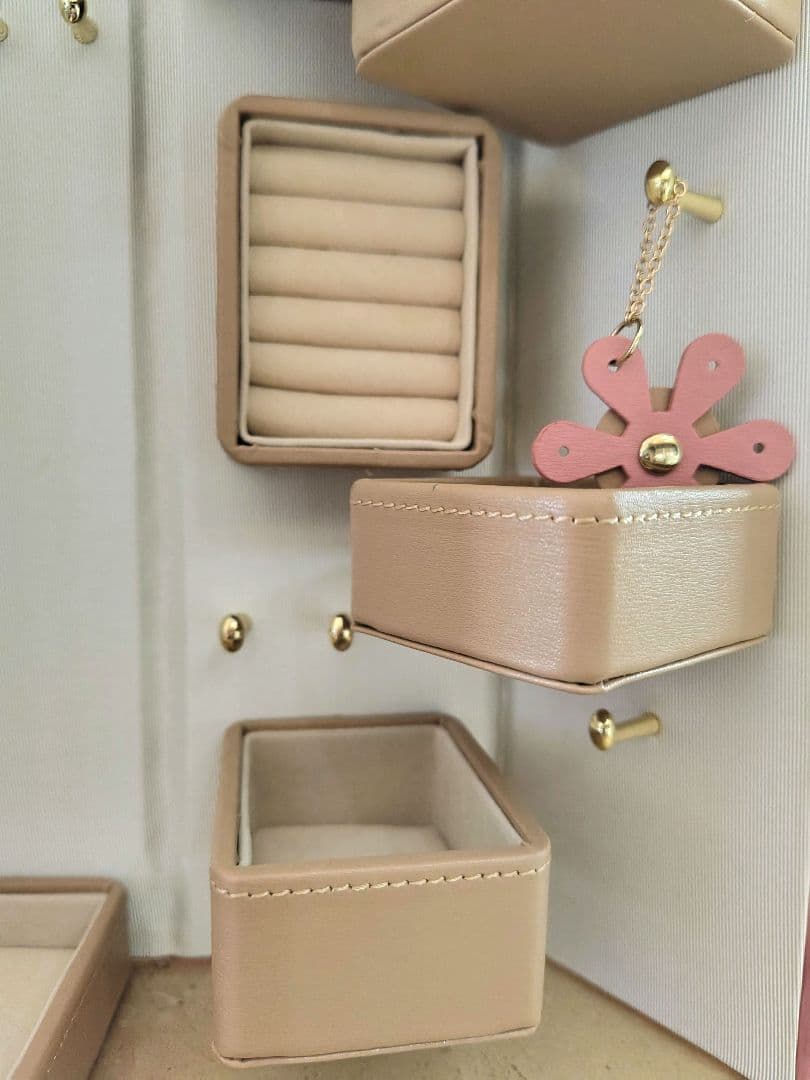 新品同様☆LAZY SUSAN レイジースーザン✨ジュエリーボックス♥フラワー