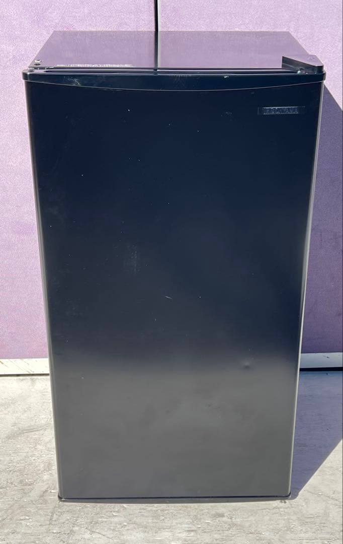 IRIS OHYAMA ノンフロン冷蔵庫IRJD-9A-B 2023年