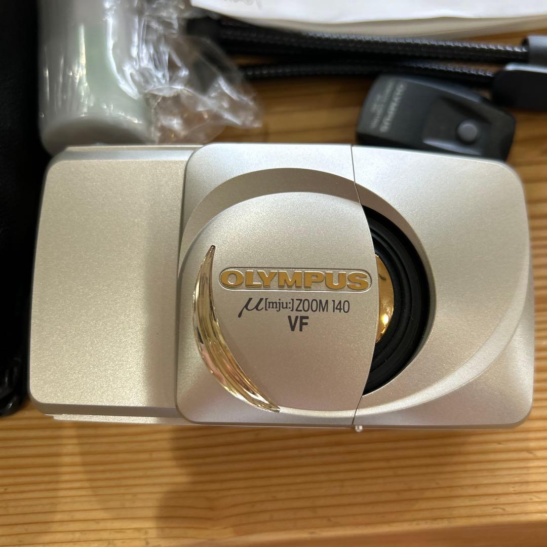 OLYMPUS μ[mju:]-ZOOM 140 VF