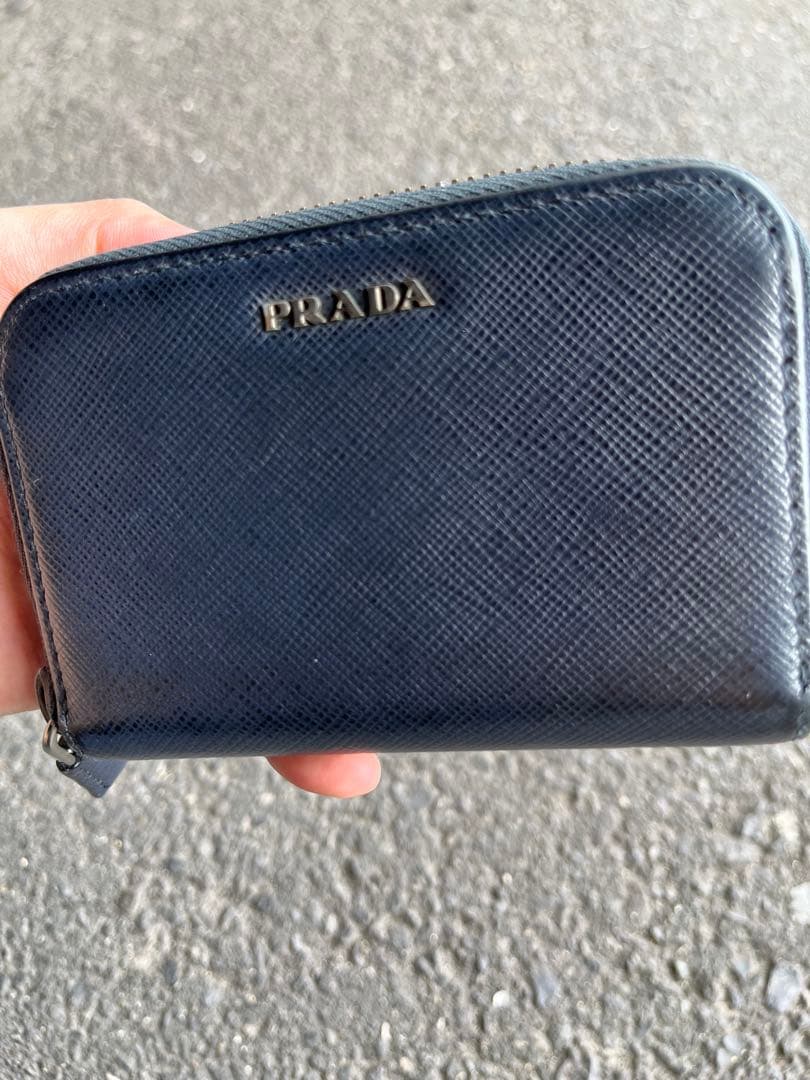 最終値下げ PRADA ネイビー レザー ケース