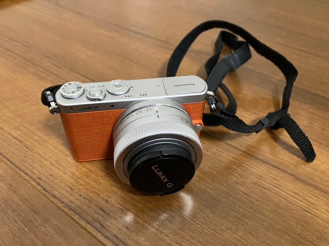 Panasonic LUMIX DMC-GM1K オレンジ+45mmレンズ付き
