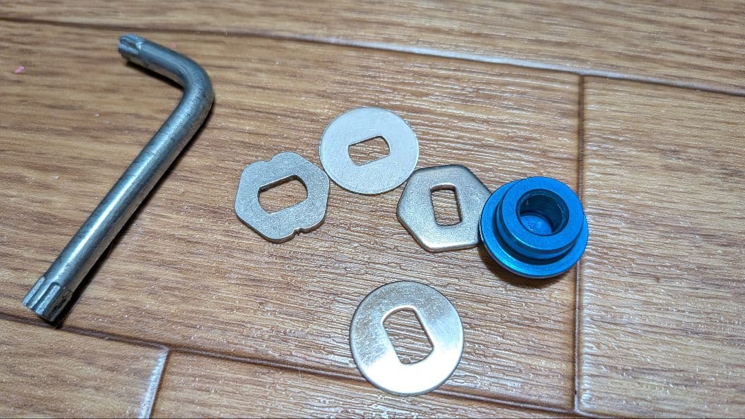 リブレ LIVRE クランク crank 100 シマノ用 カスタムハンドル