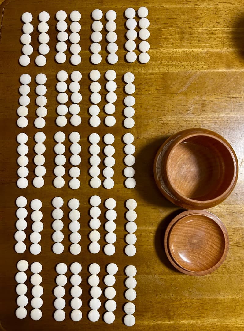 天然木製囲碁盤セット（本寸・19路盤）