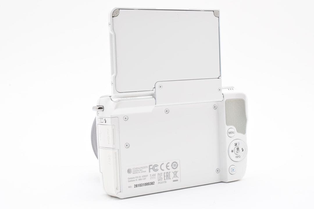 【美品】キヤノン CANON EOS M10 15-45mm IS STM