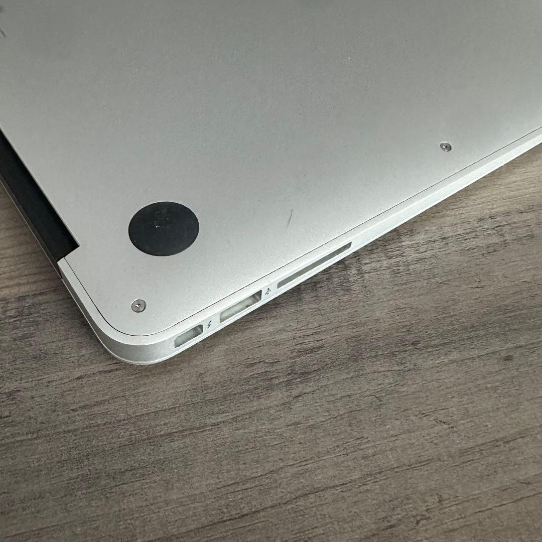 動作OK MacBook Air 13 2015 i5 8GB 128GB