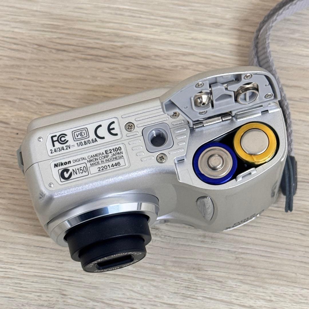 Nikon COOLPIX 2100 デジタルカメラ