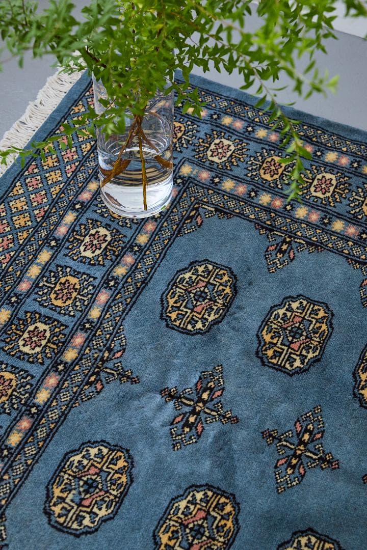 新品　トライバルラグ　ブハラ　ラホール産　（195×127cm) ブルー 青