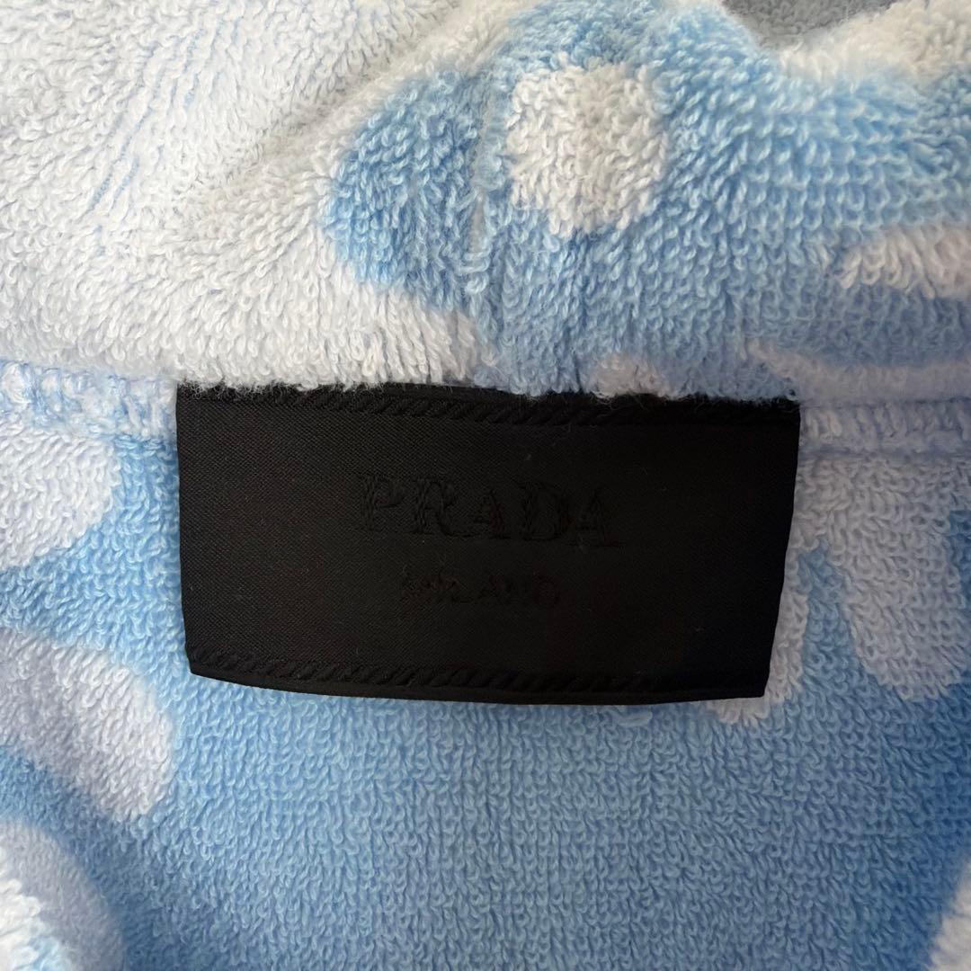 PRADA 三角プレート ロゴ入り パイル生地パーカー総柄 花柄 オーバーサイズ