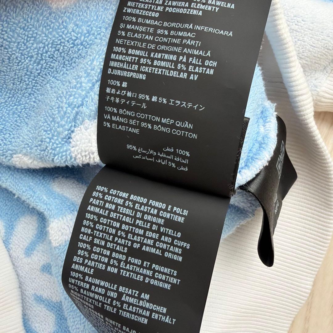 PRADA 三角プレート ロゴ入り パイル生地パーカー総柄 花柄 オーバーサイズ