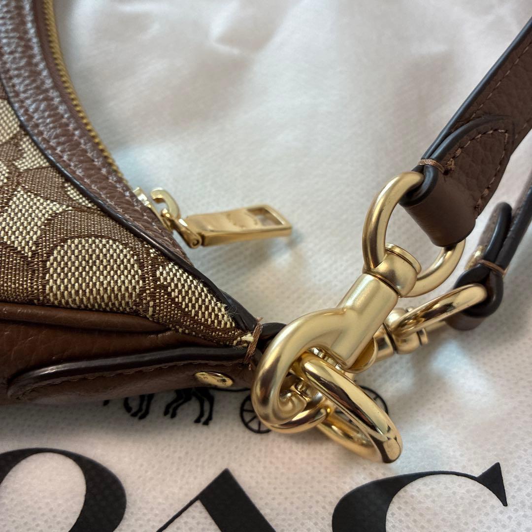 [値下][美品]COACHシグネチャーシーcスモールバッグ2way