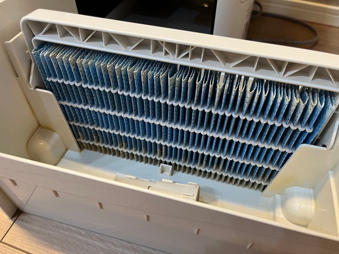 SHARP シャープ 加湿空気清浄機 KI-PS40-W 2023年製