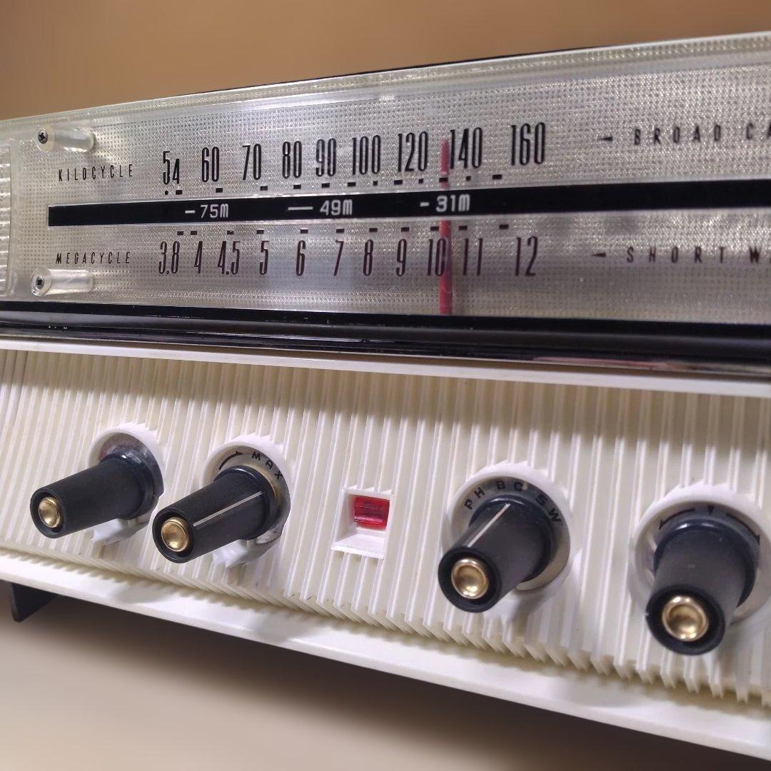 DELUXE SANYO サンヨーSF-49真空管ラジオ2スピーカー5球スーパー