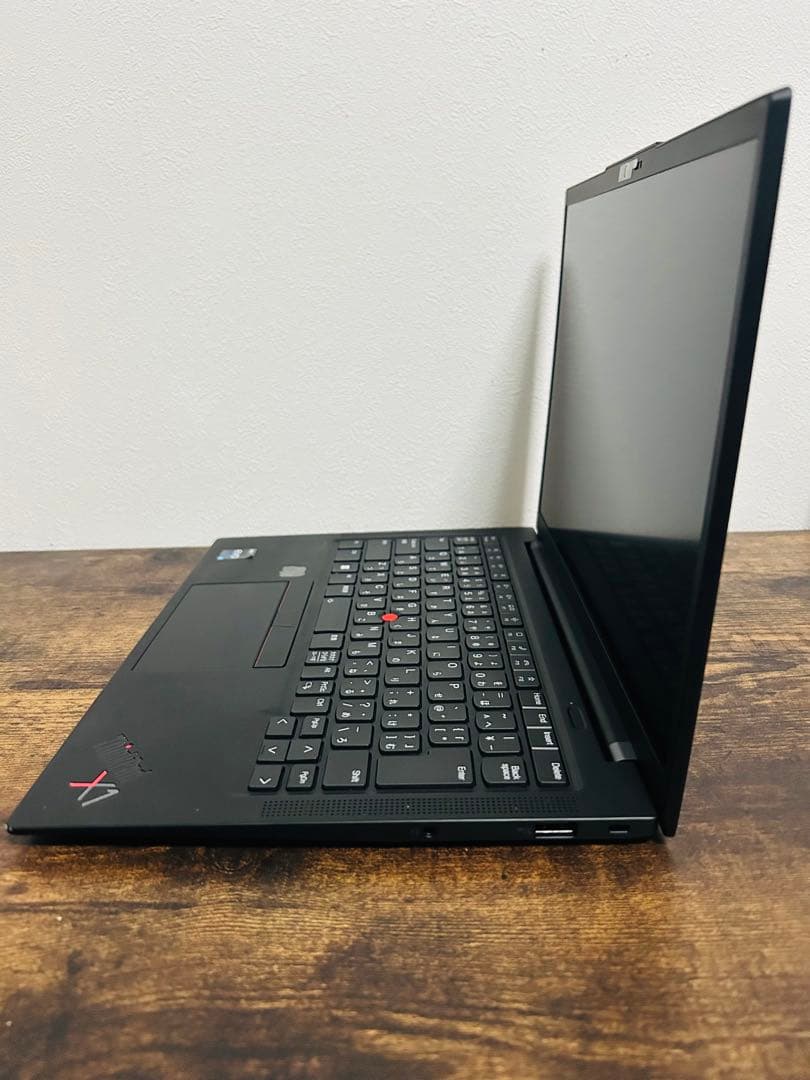 美品 ThinkPad X1 Carbon Gen10 i5 16GB オフィス