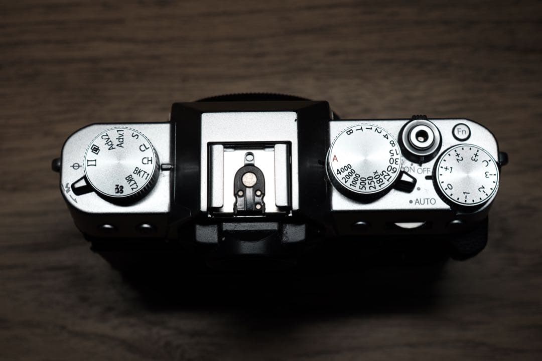 Fujifilm X-T30 ミラーレス一眼 シルバー　おまけバッテリー