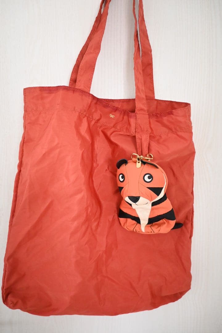 アニヤハインドマーチ タイガー・チャーム・ショッパー