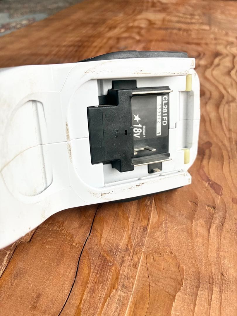 makita CL281FD 18V マキタ ⭐︎完動品 バッテリー無